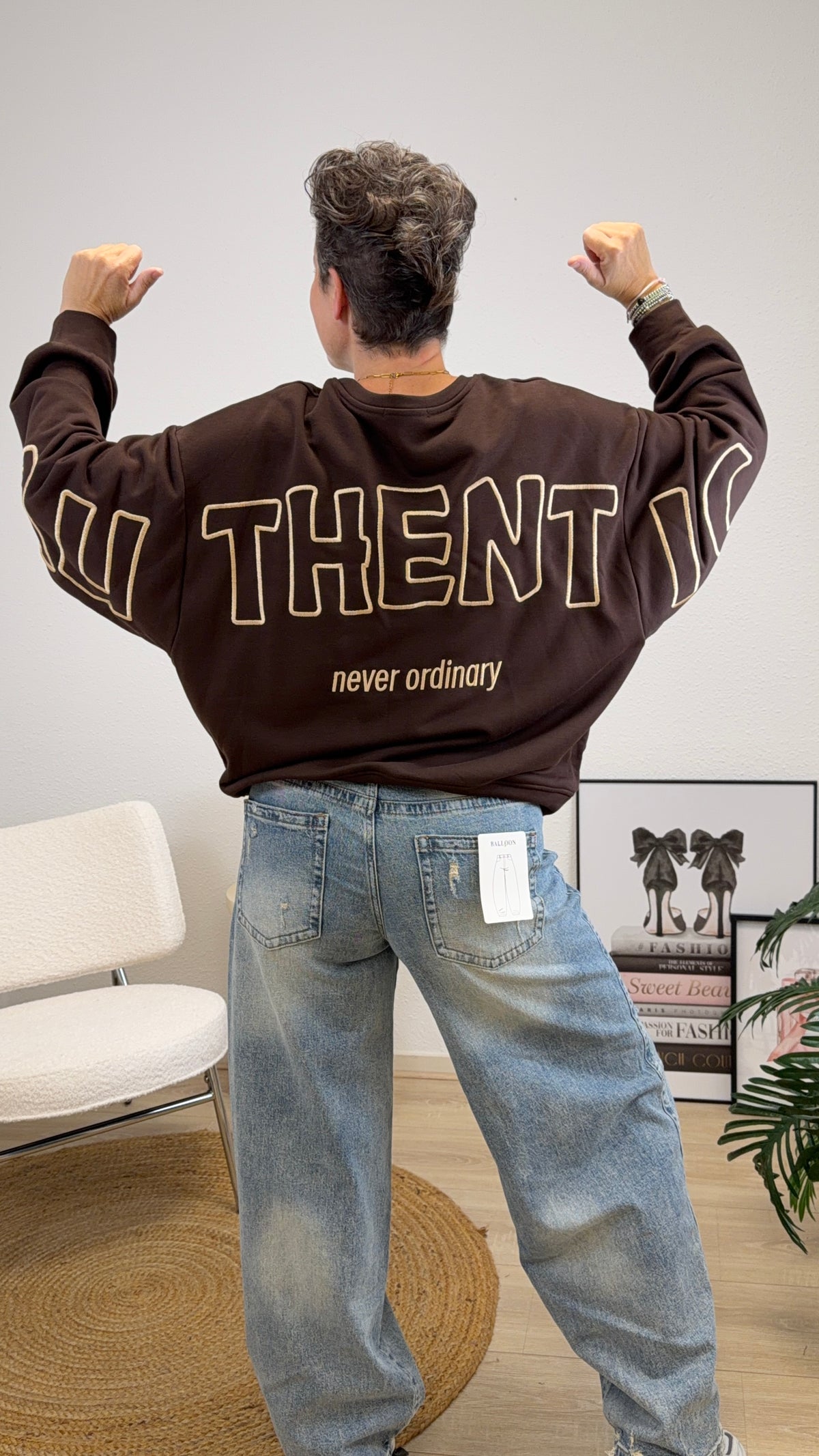 Sweater Authentic