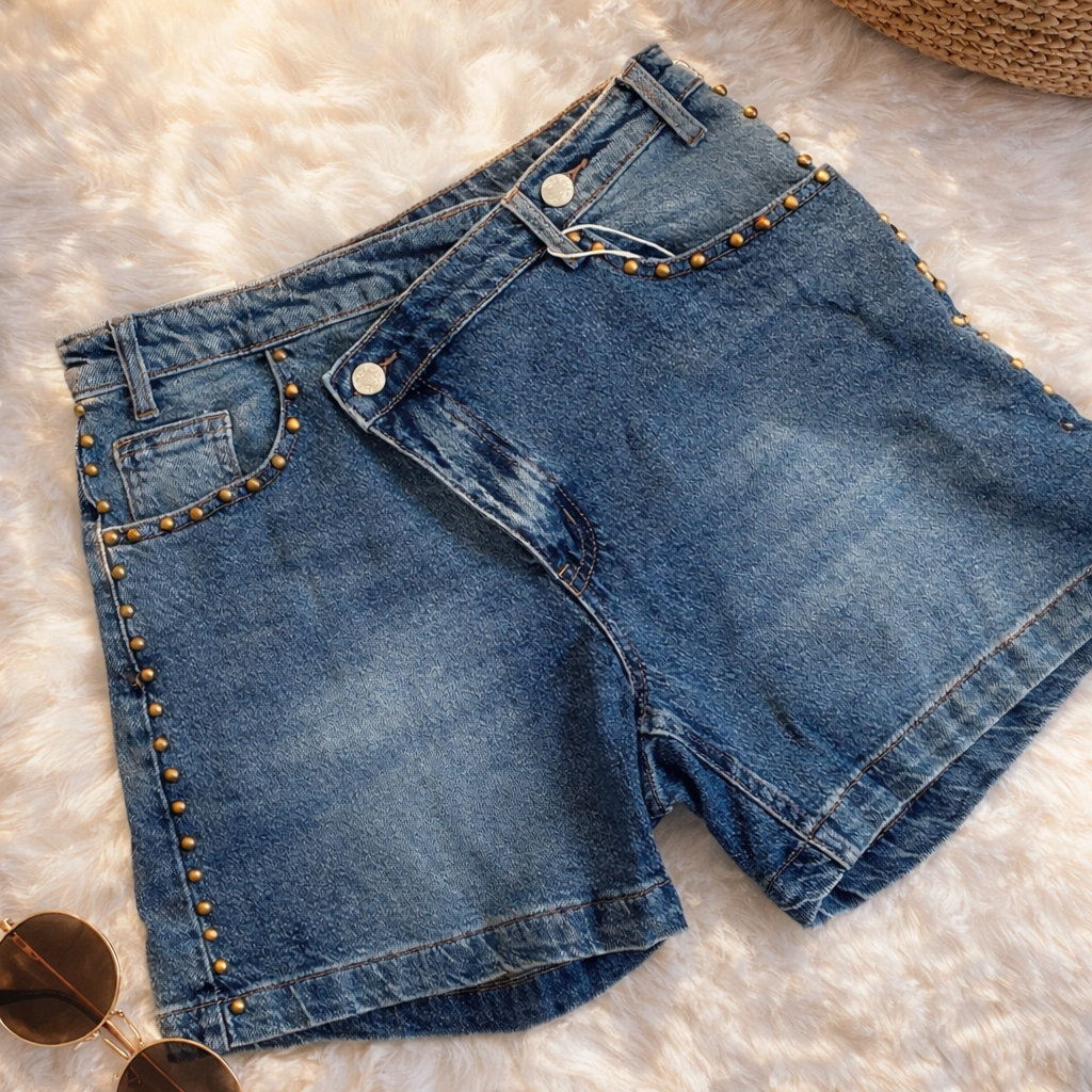 Korte broek Yara met studs