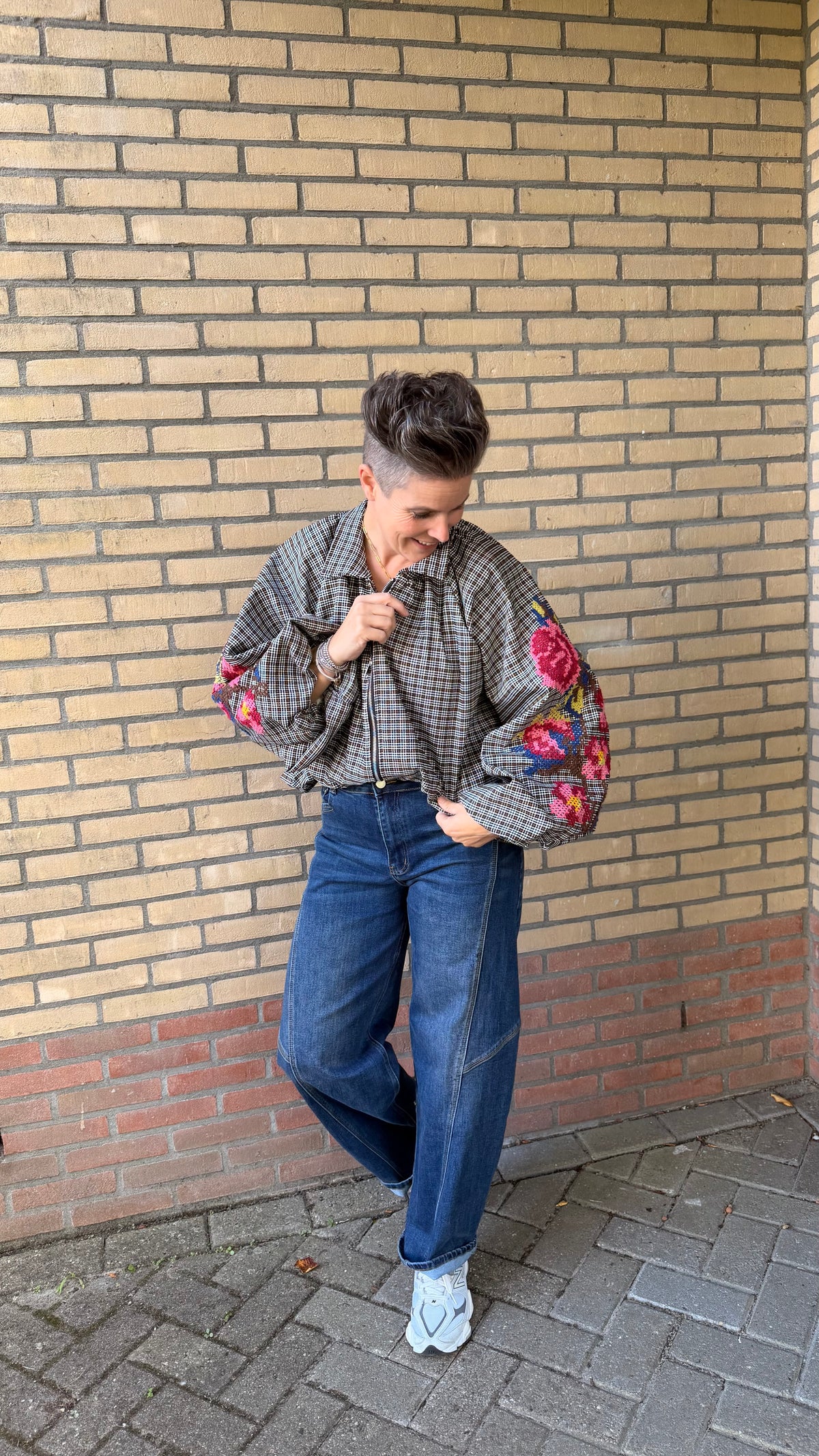 Jasje Bloom – Geborduurde Bomber.