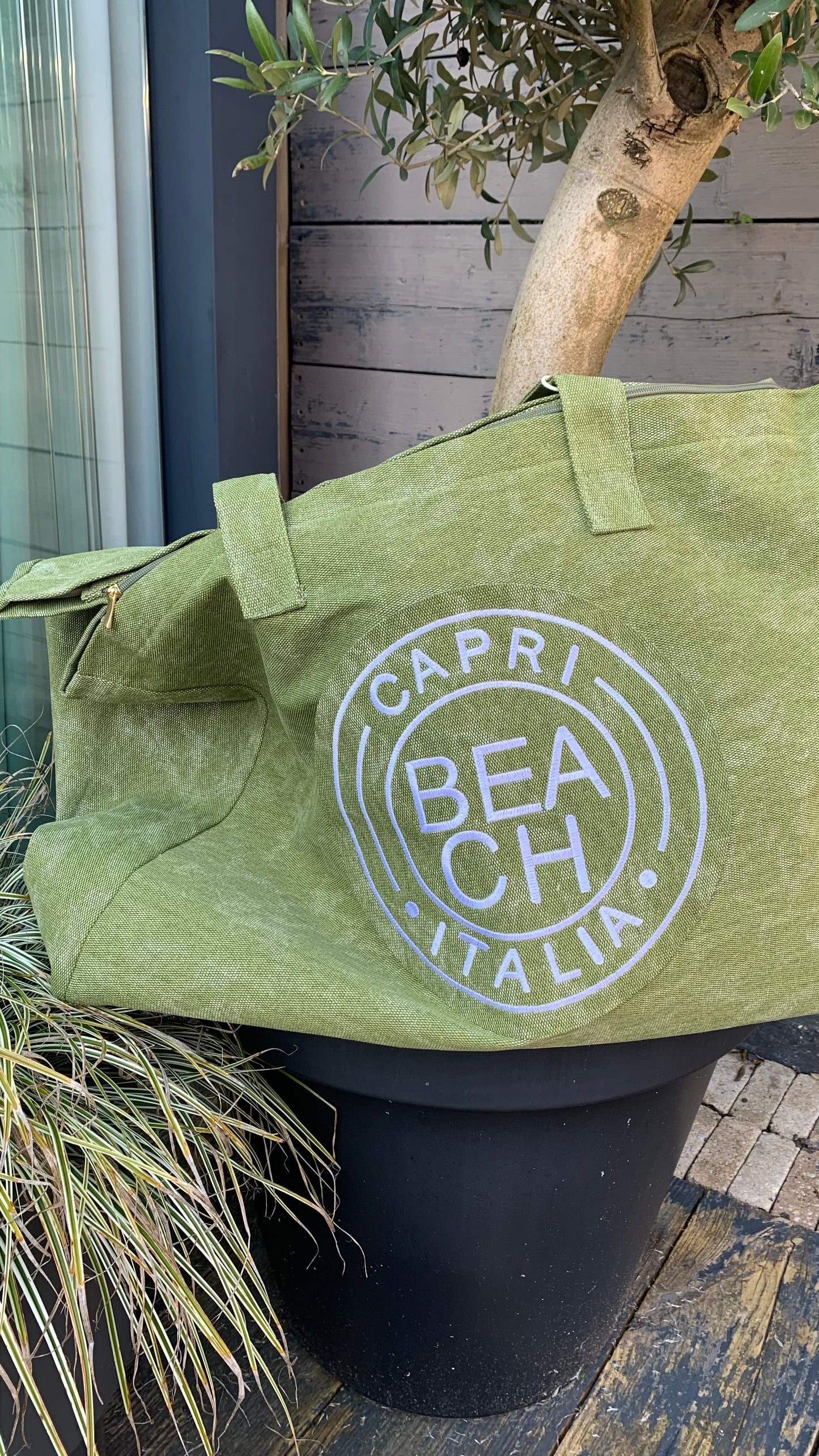 Tas capri Beach