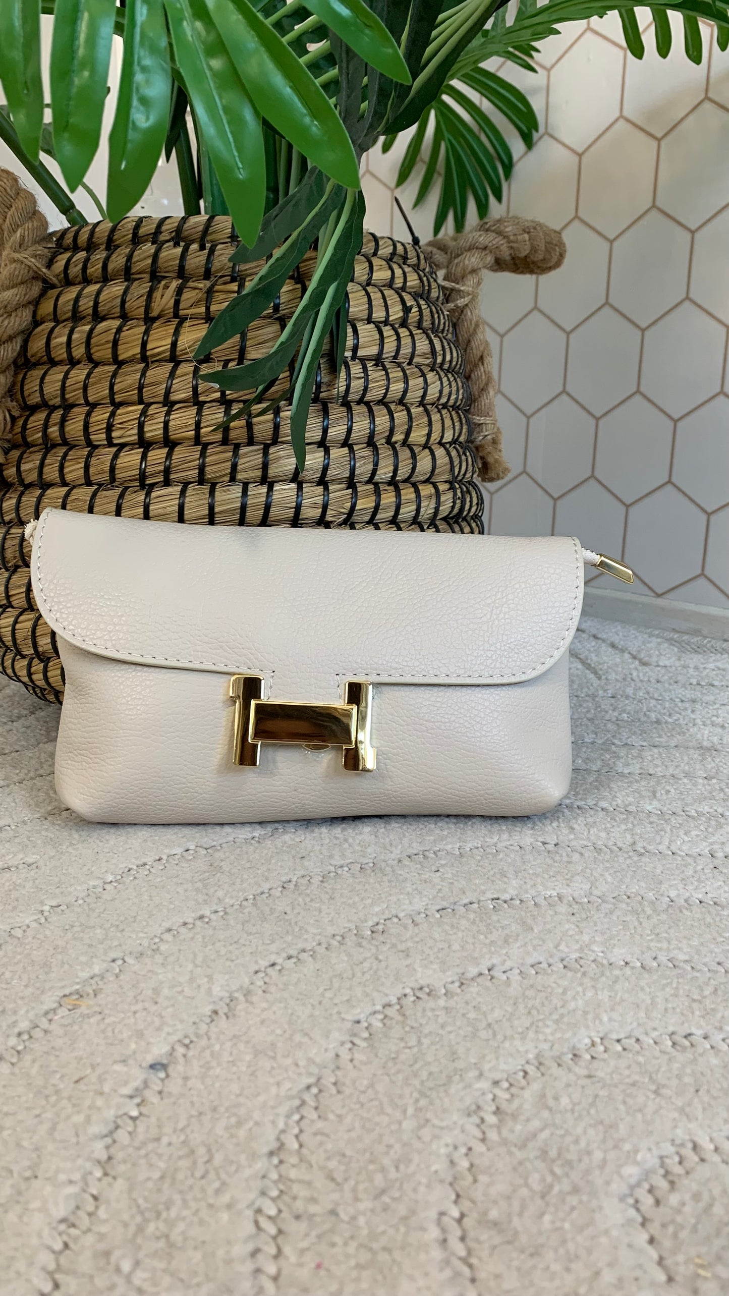 Tas Helen