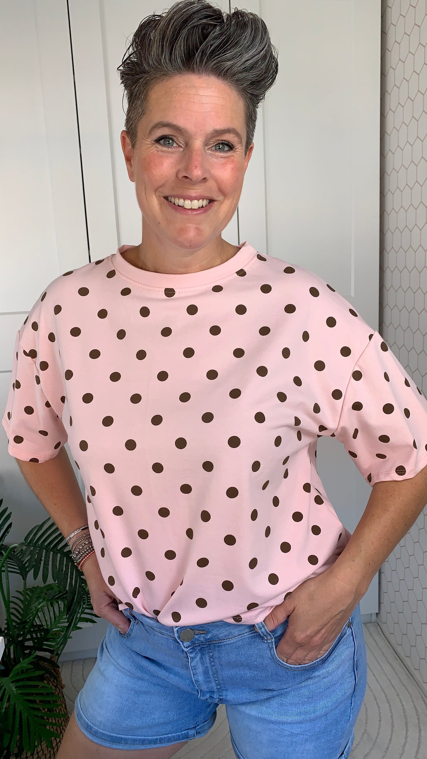 T shirt Megan