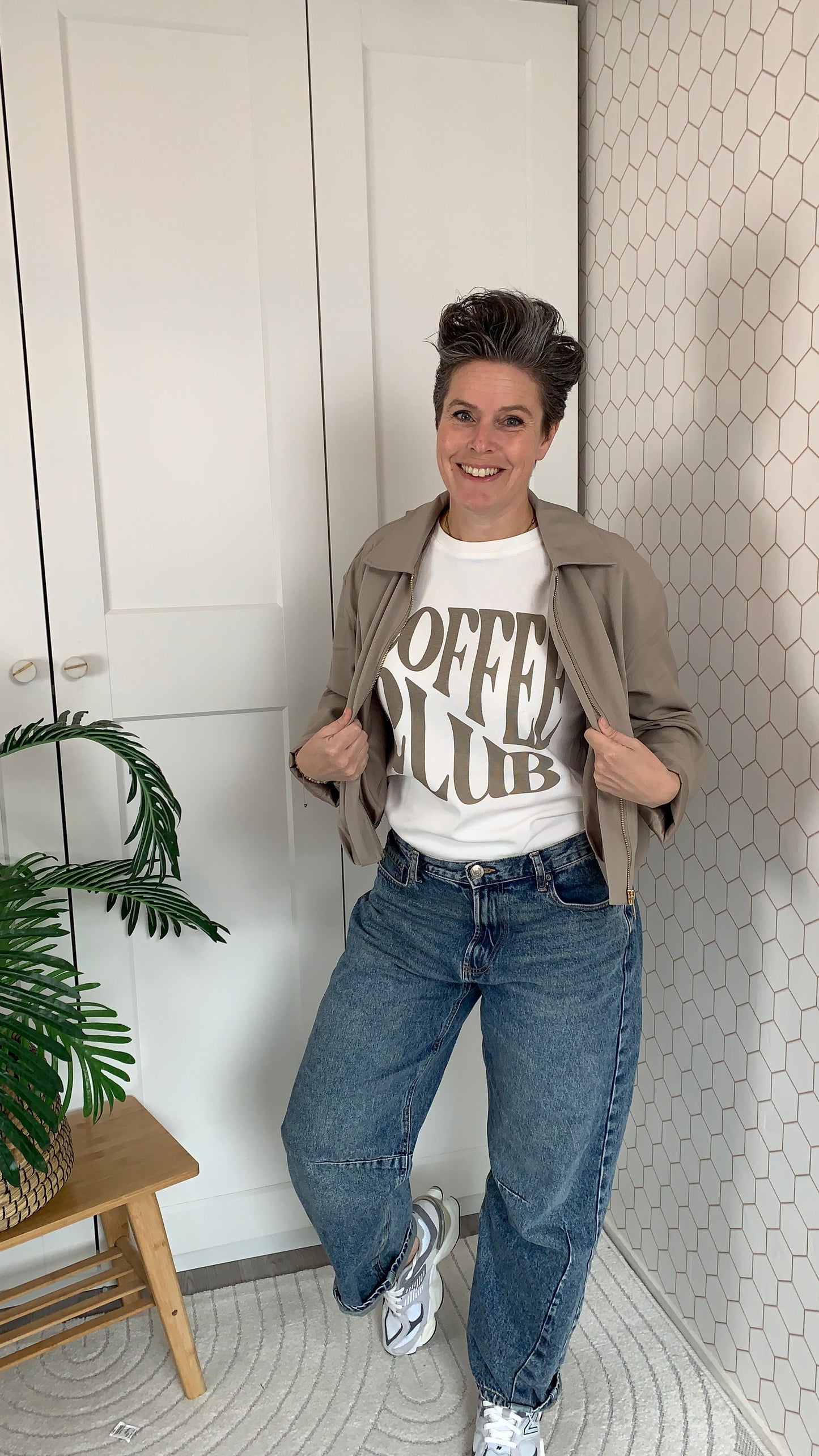 T shirt coffee Ambika