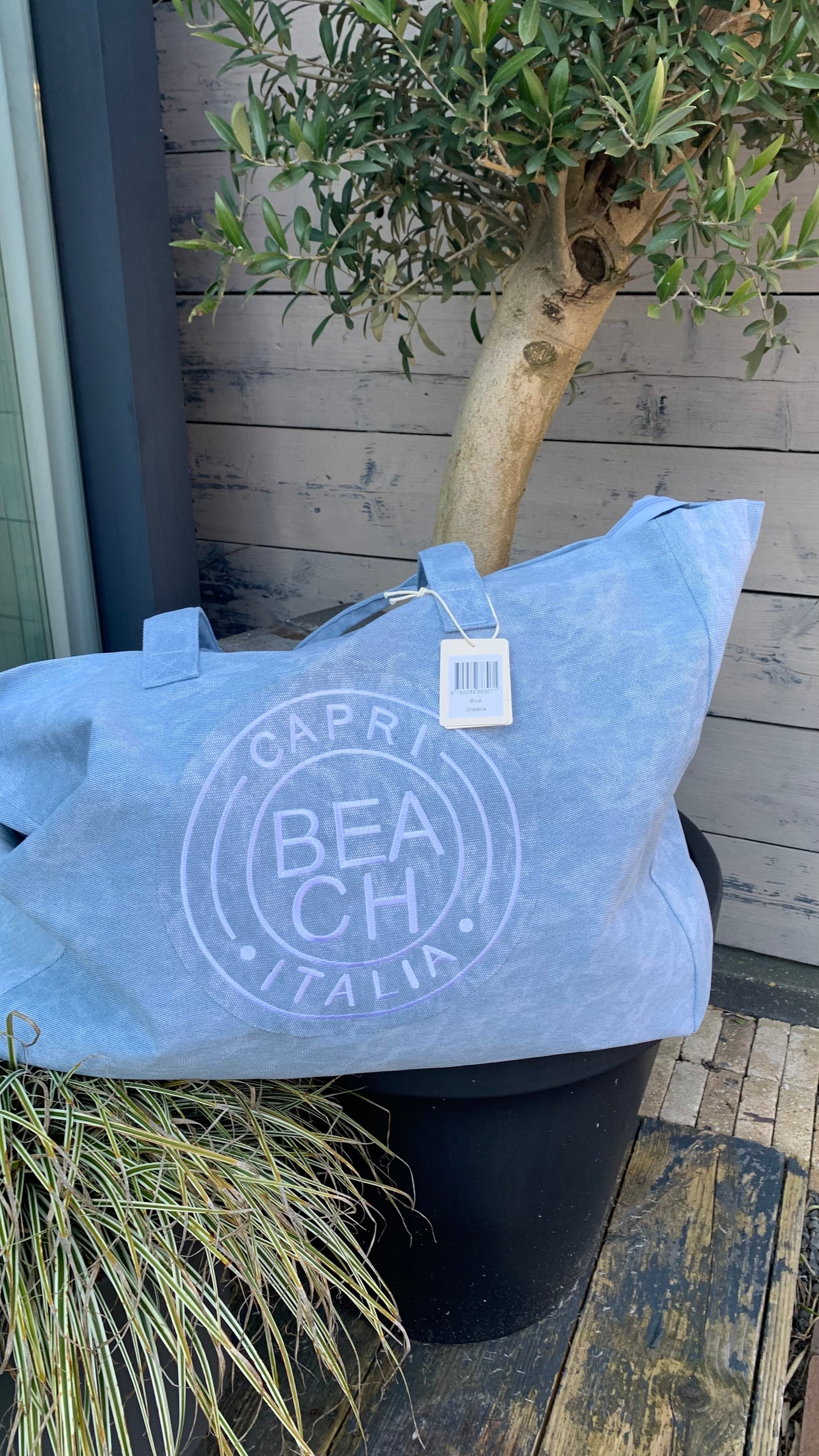 Tas capri Beach