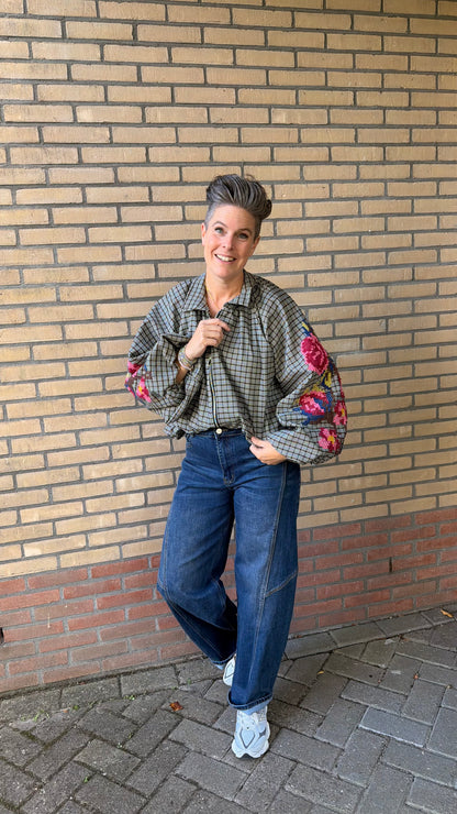 Jasje Bloom – Geborduurde Bomber.