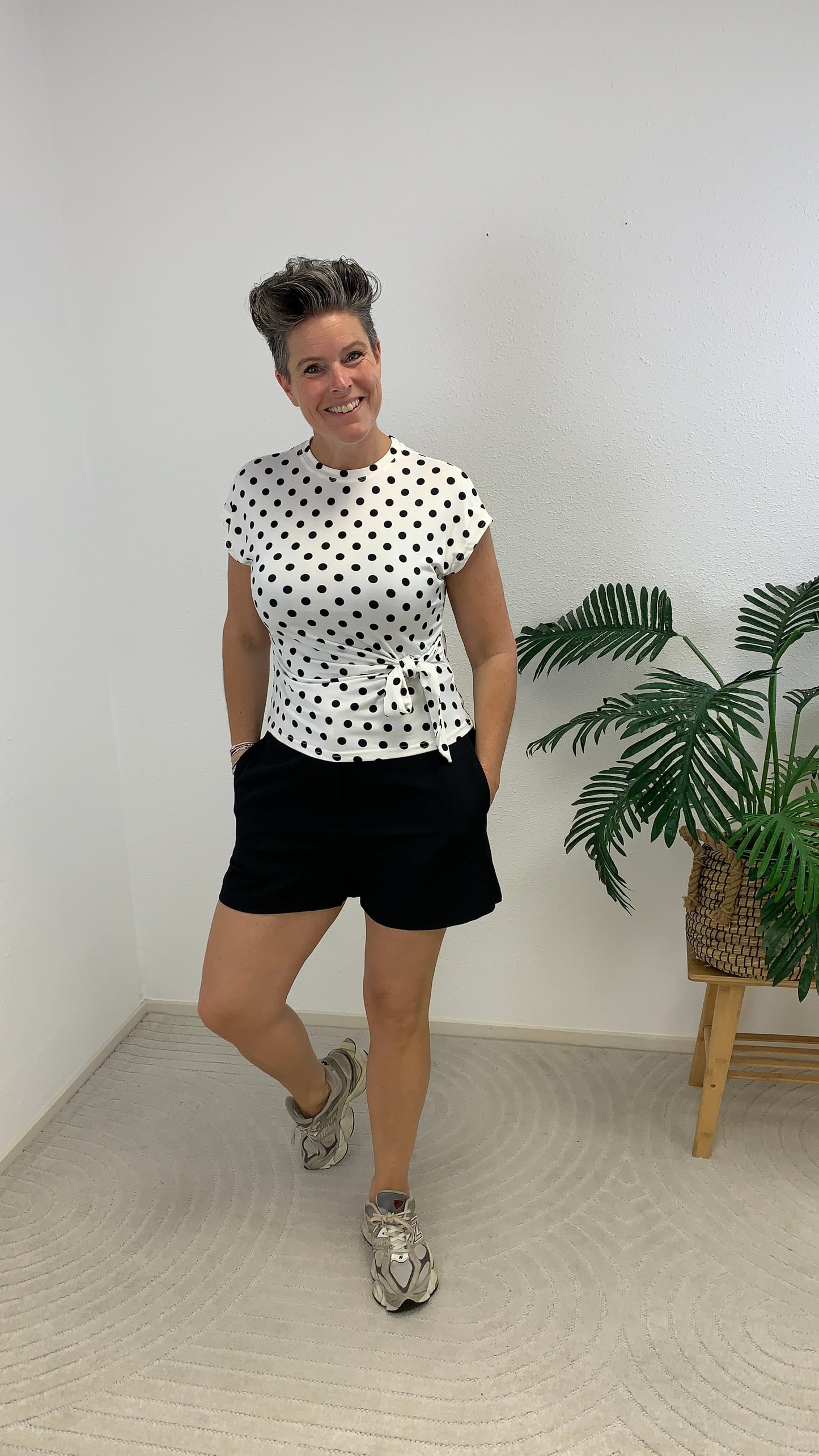 Short Gia Ambika