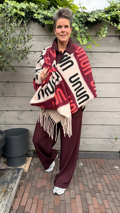 Poncho Saskia